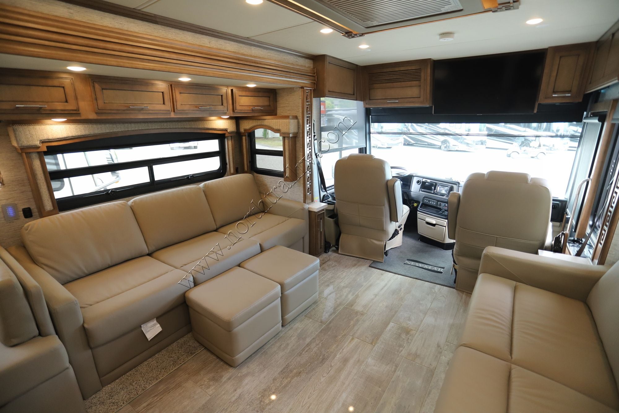 Used 2021 Newmar Ventana 4369 Class A  For Sale