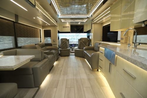 2021 Newmar King Aire 4531