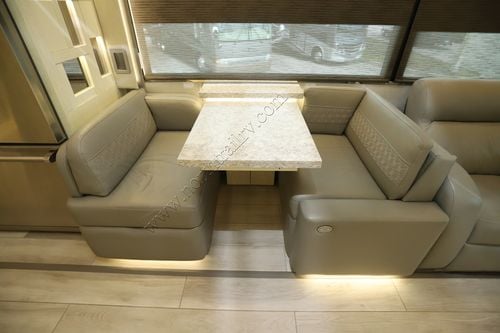 2021 Newmar King Aire 4531