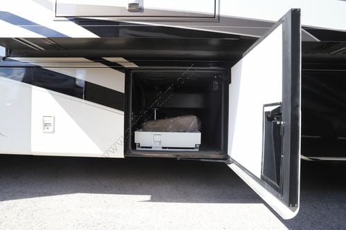 2021 Newmar Ventana 4369