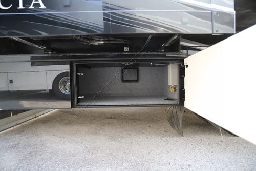 2026 Renegade Rv Valencia 39FW