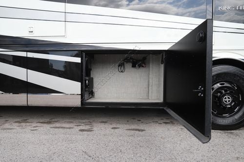 2021 Newmar King Aire 4531