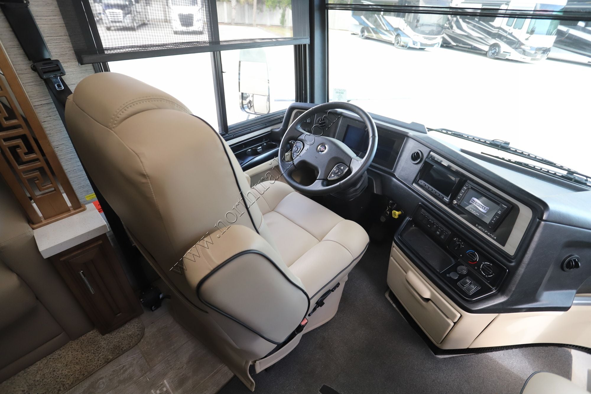 Used 2021 Newmar Ventana 4369 Class A  For Sale
