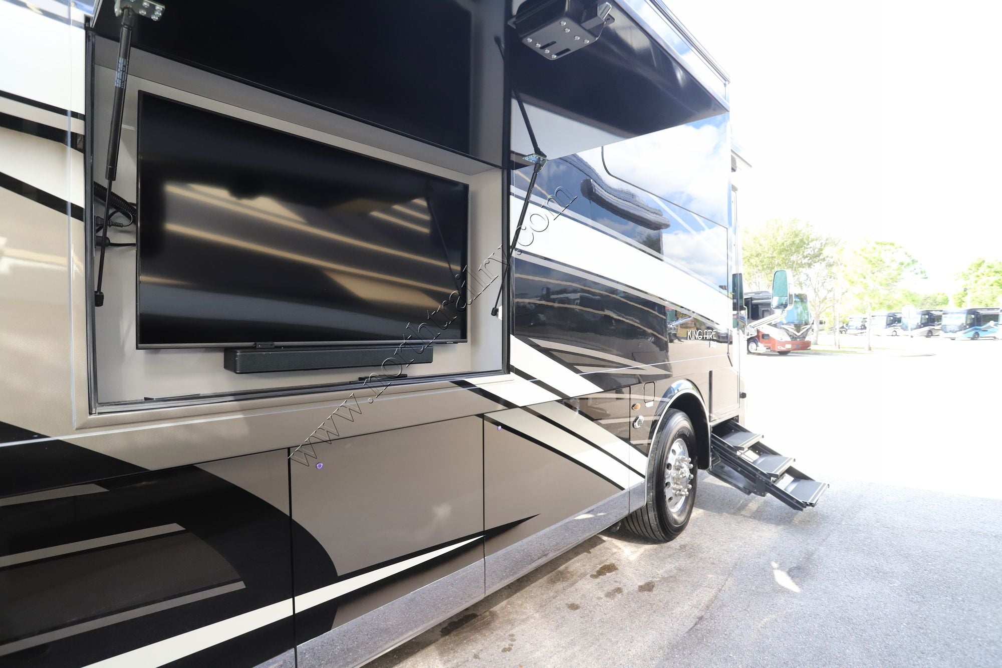 Used 2023 Newmar King Aire 4531 Class A  For Sale