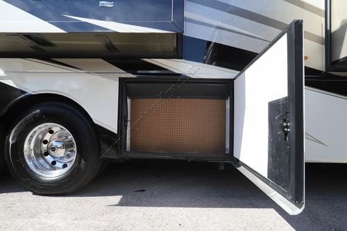 2021 Newmar Ventana 4369