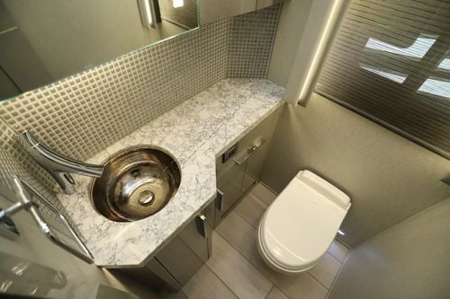 2023 Newmar King Aire 4531