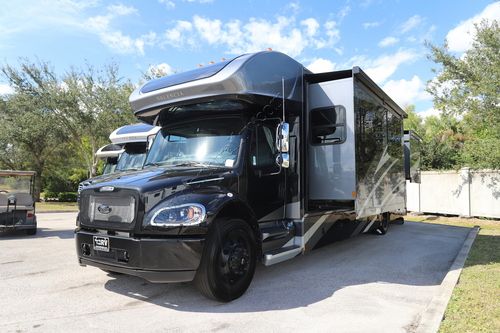 2026 Renegade Rv Valencia 39FW