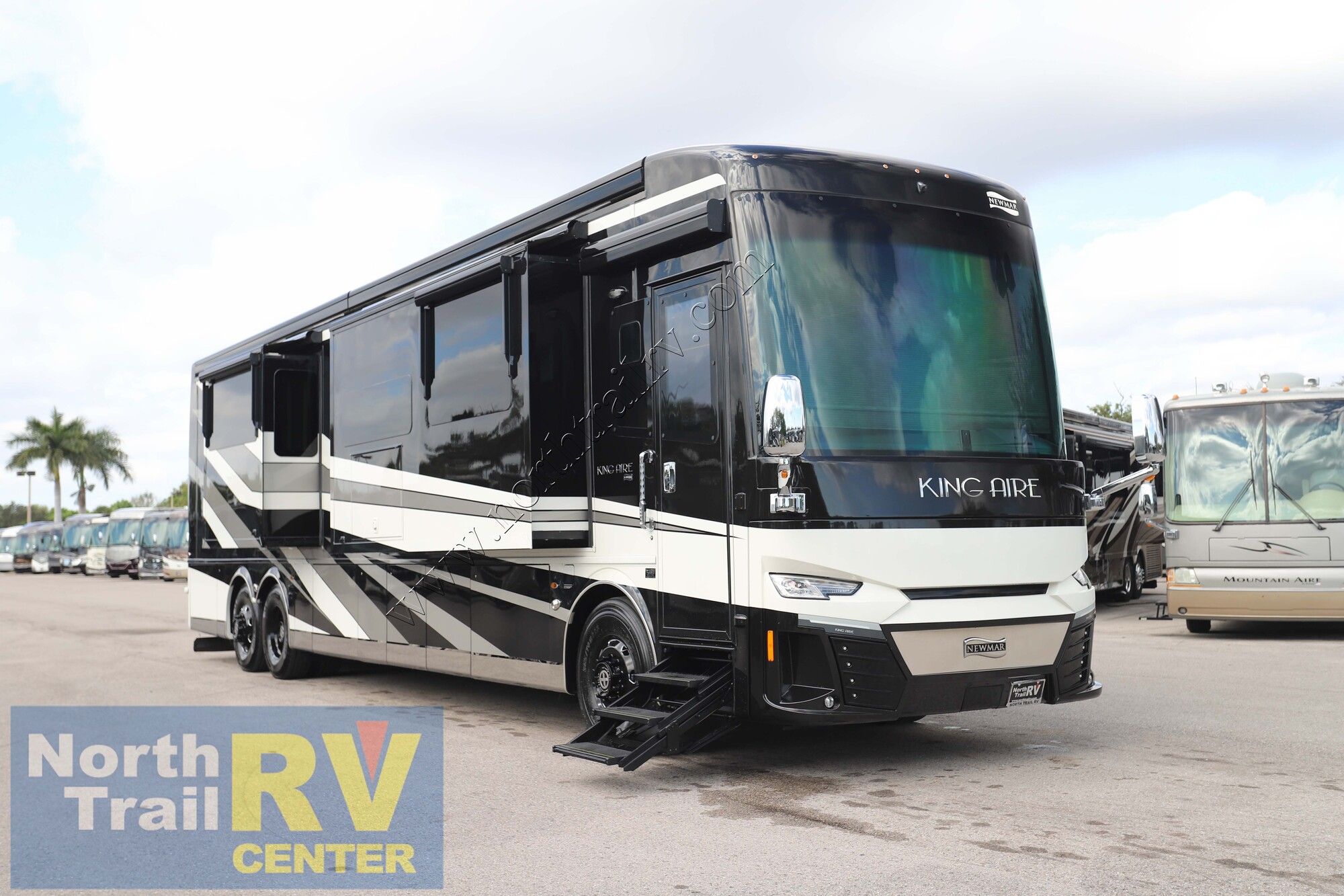 Used 2021 Newmar King Aire 4531 Class A  For Sale