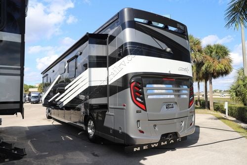 2026 Newmar Super Star 4040