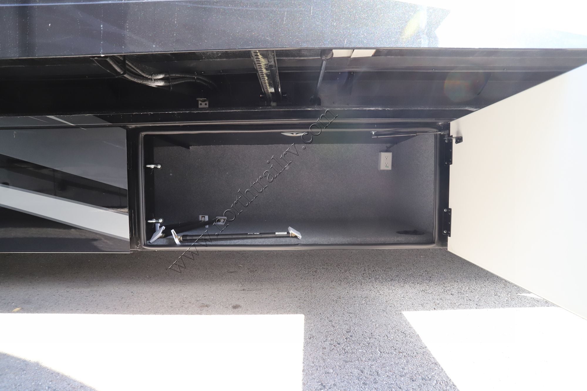 New 2026 Renegade Rv Valencia 39FW Super C  For Sale