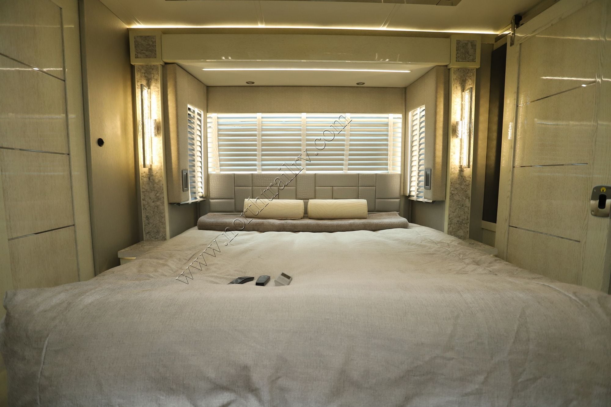 Used 2021 Newmar King Aire 4531 Class A  For Sale