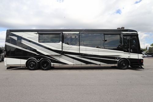 2021 Newmar King Aire 4531