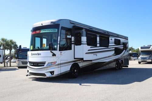 2026 Newmar London Aire 4540