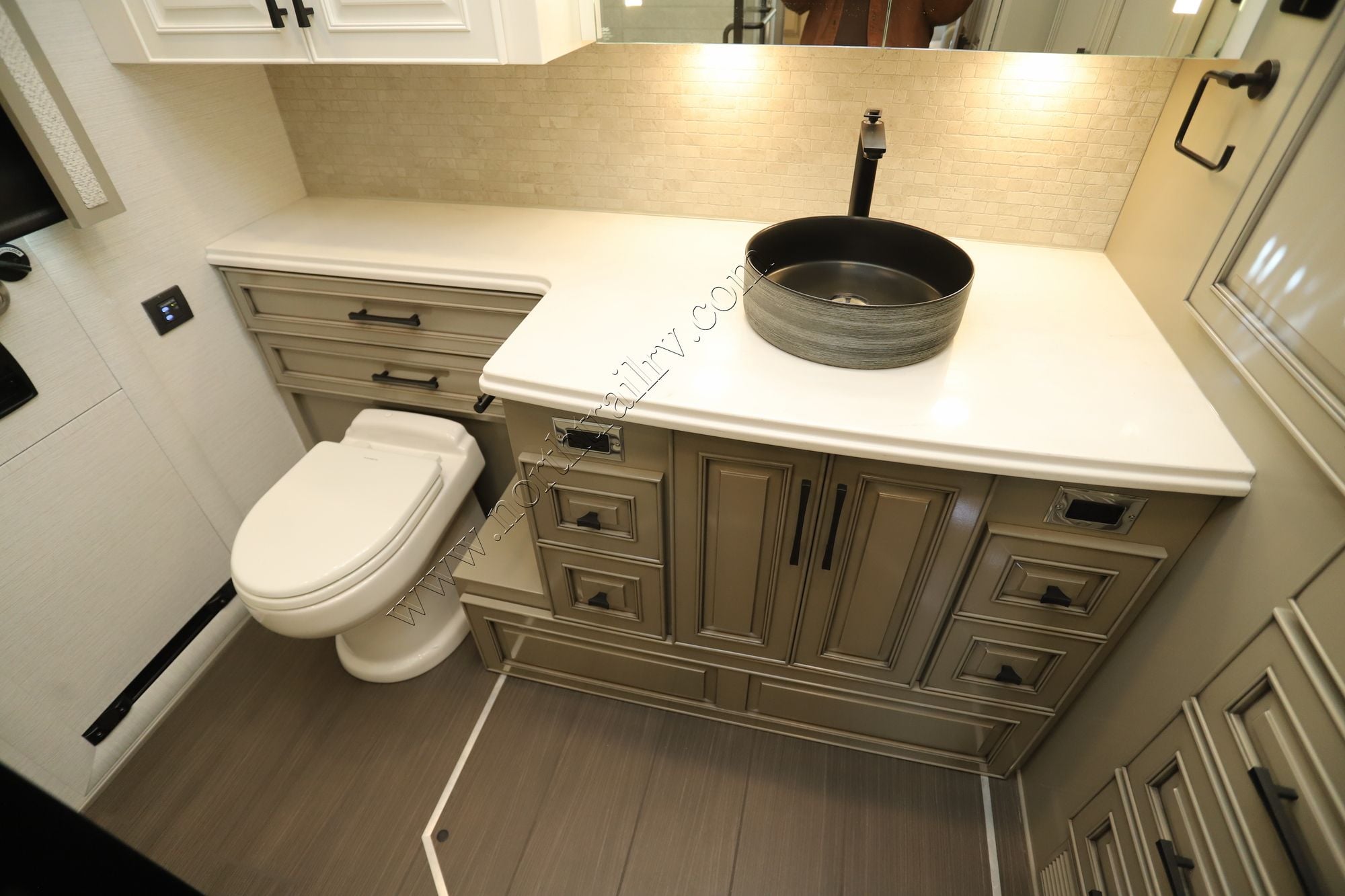 New 2026 Newmar London Aire 4540 Class A  For Sale