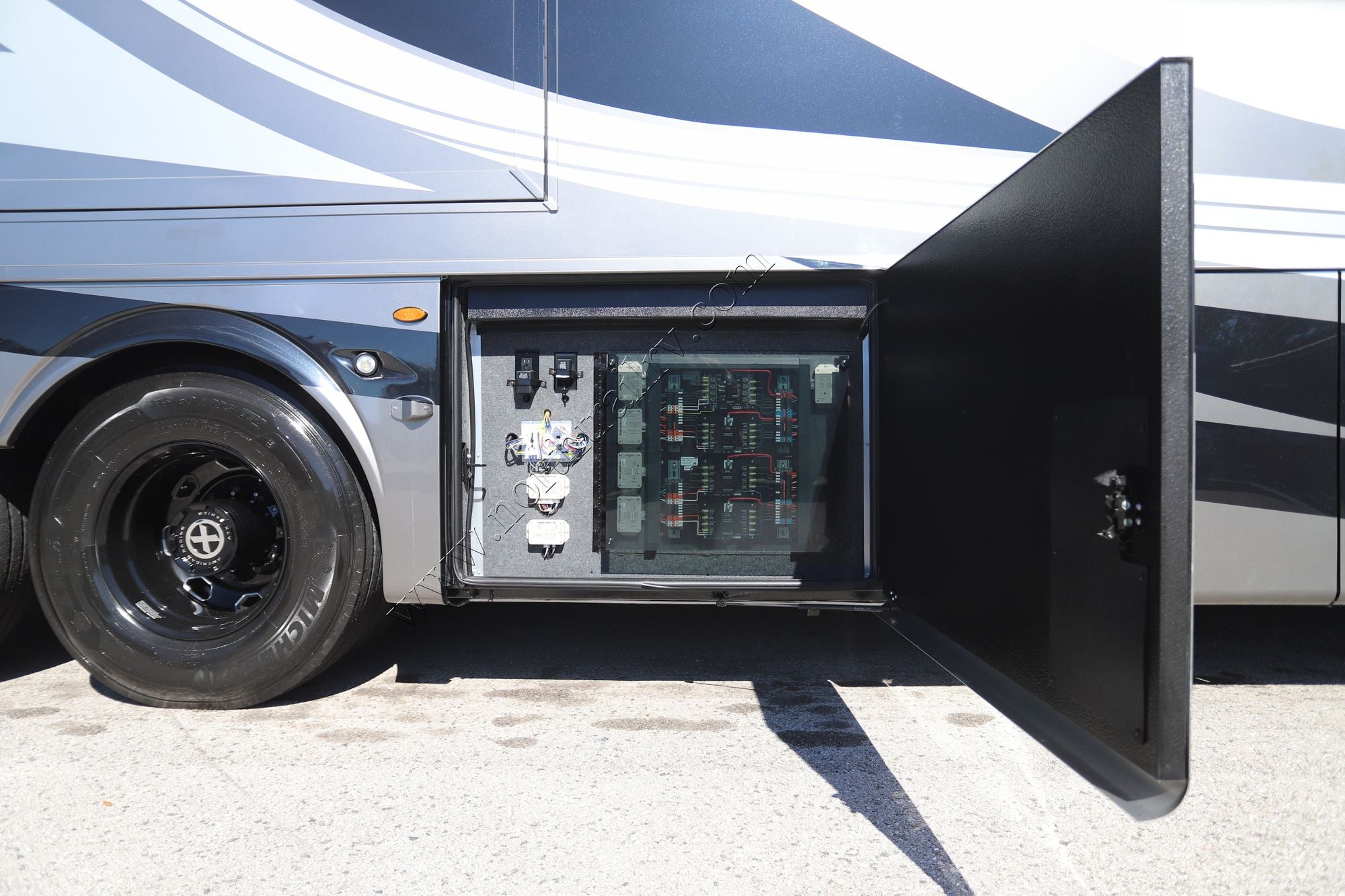 New 2026 Newmar London Aire 4540 Class A  For Sale