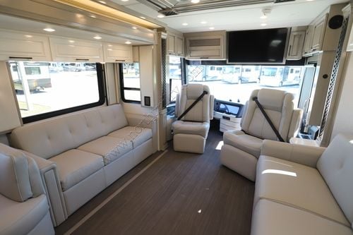 2026 Newmar London Aire 4540