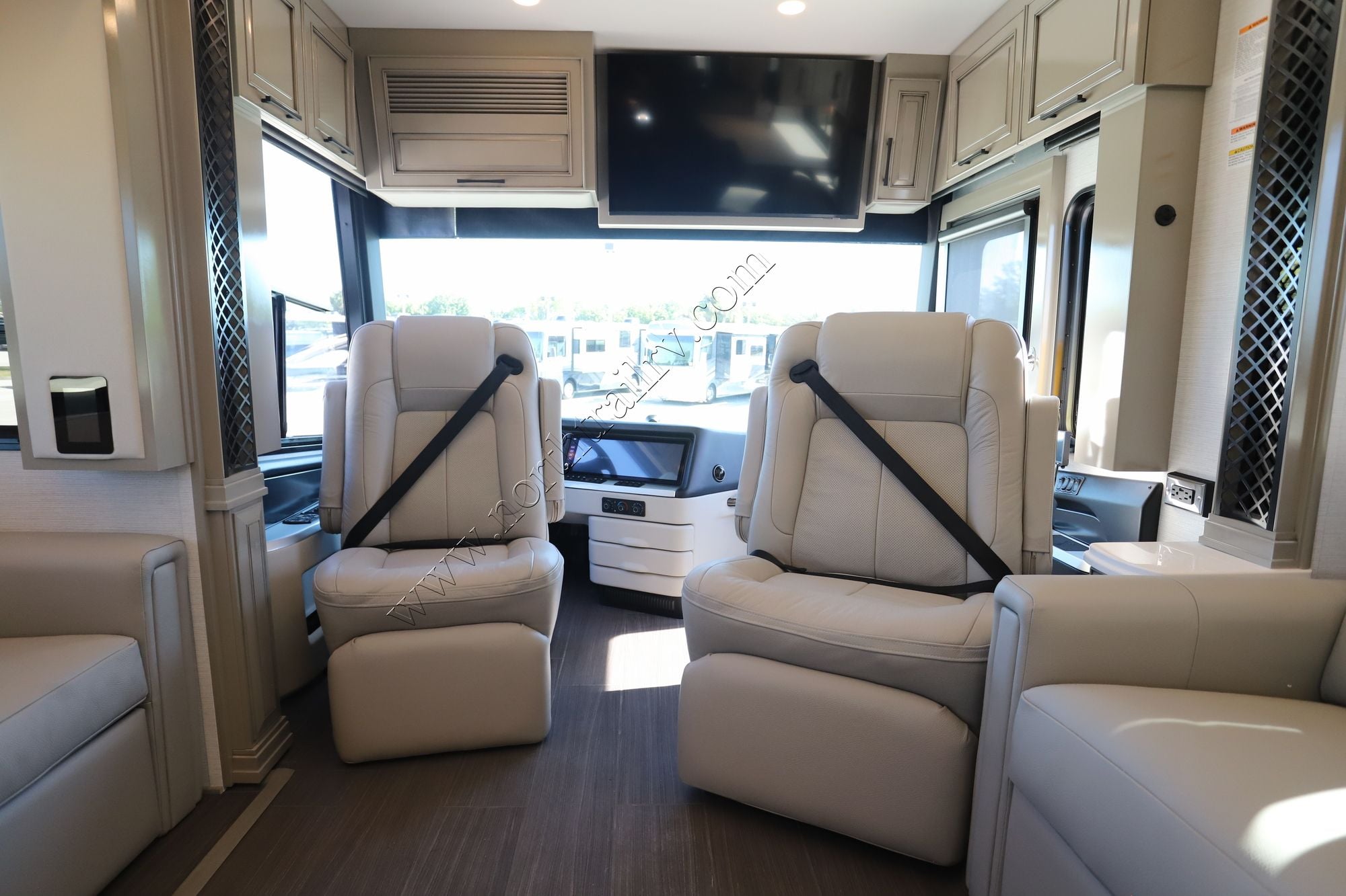 New 2026 Newmar London Aire 4540 Class A  For Sale
