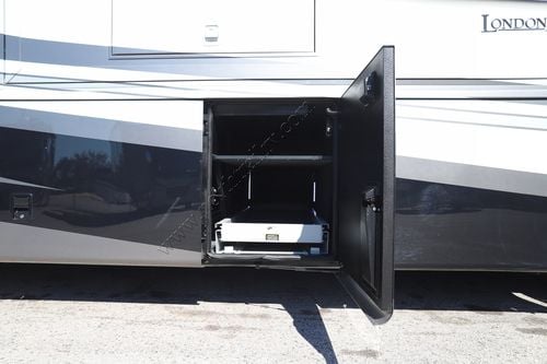 2026 Newmar London Aire 4540