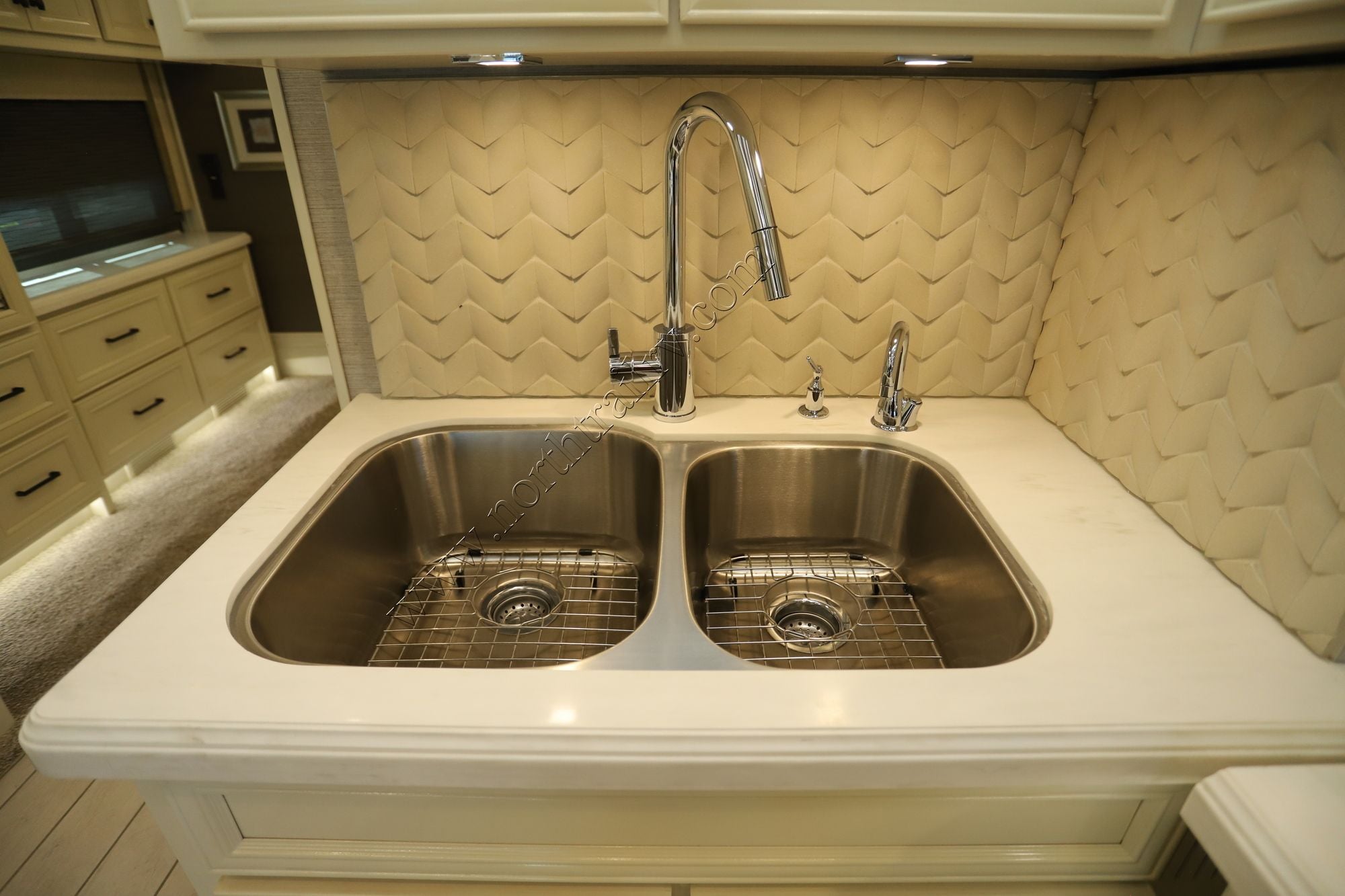 Used 2022 Tiffin Motor Homes Allegro Bus 35CP Class A  For Sale