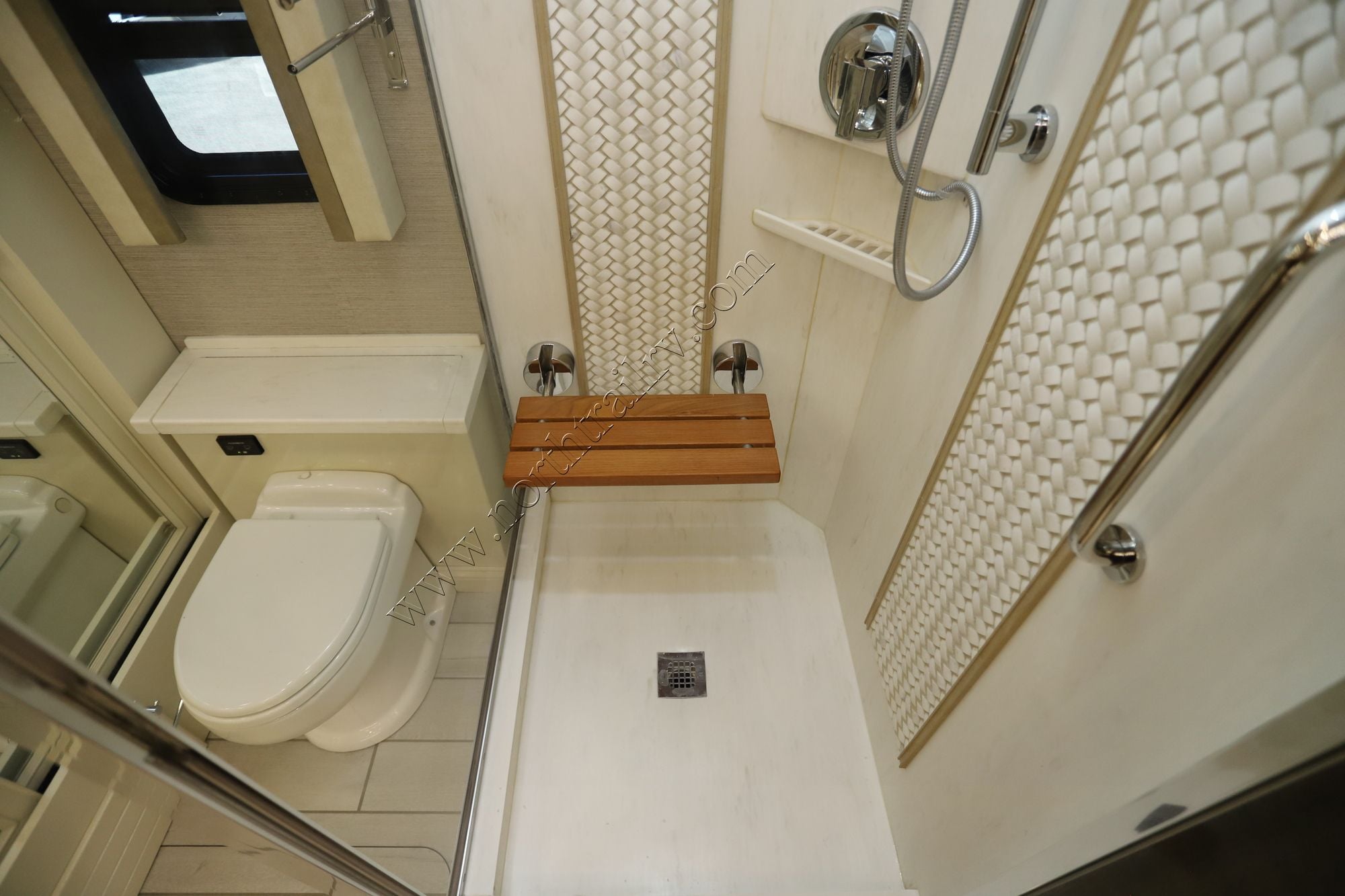 Used 2022 Tiffin Motor Homes Allegro Bus 35CP Class A  For Sale