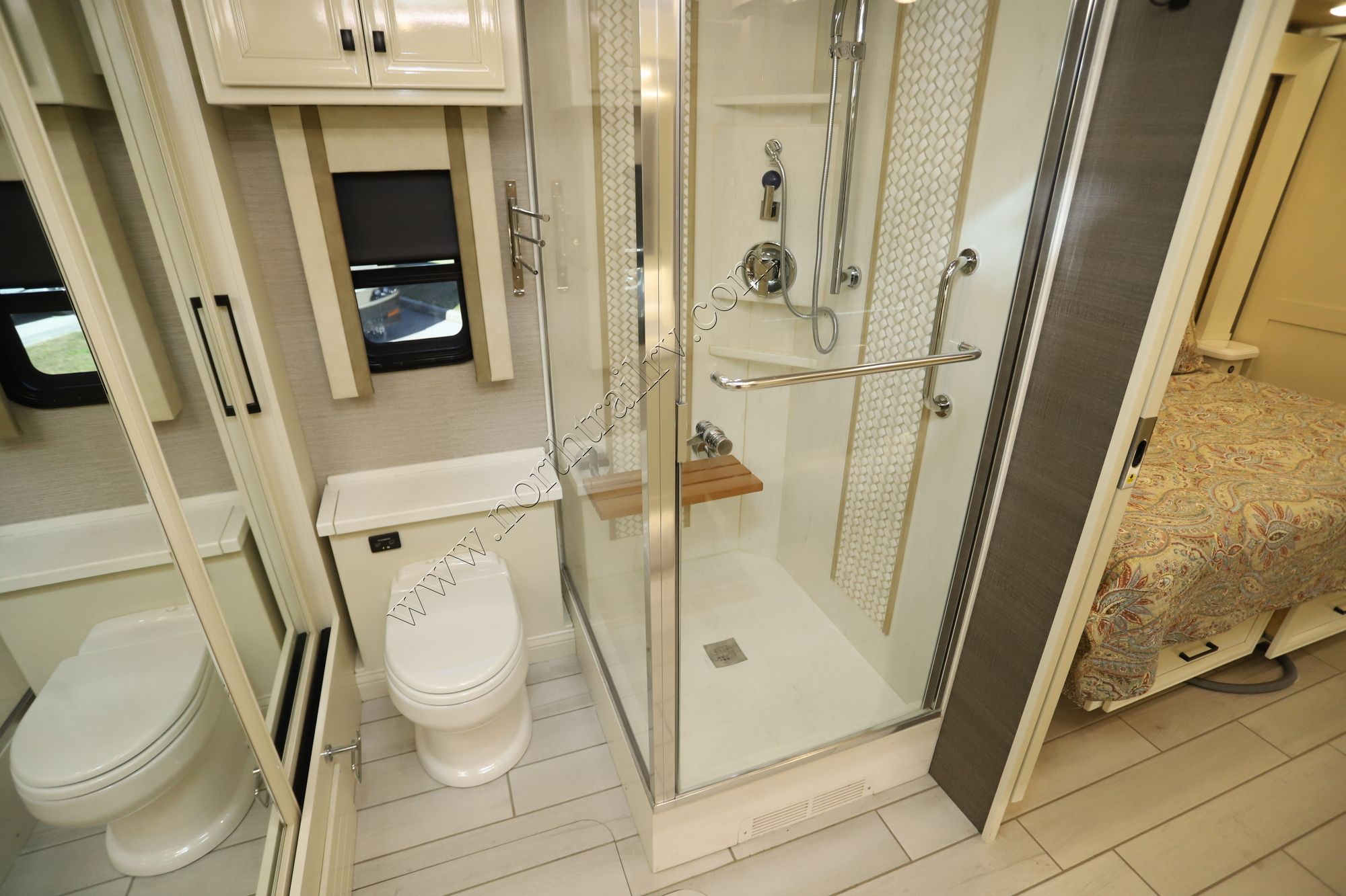 Used 2022 Tiffin Motor Homes Allegro Bus 35CP Class A  For Sale