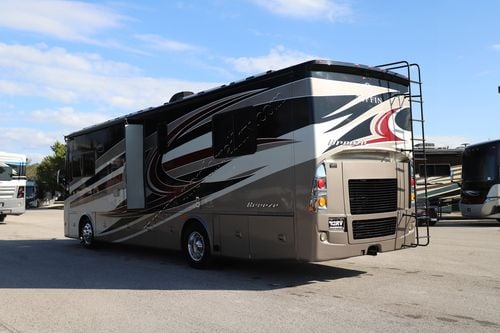2017 Tiffin Motor Homes Breeze 32BR