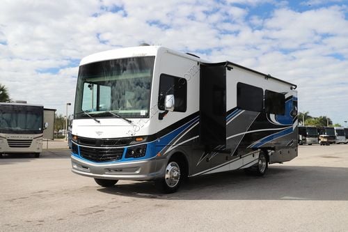2021 Fleetwood Bounder 33C