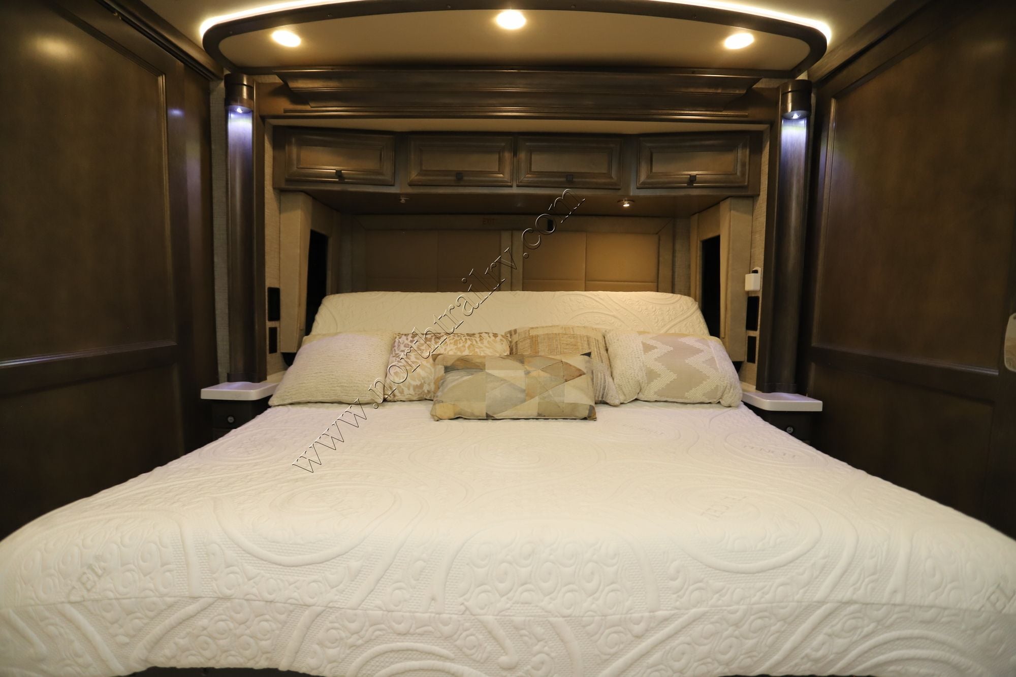 Used 2023 Tiffin Motor Homes Allegro Bus 45OPP Class A  For Sale