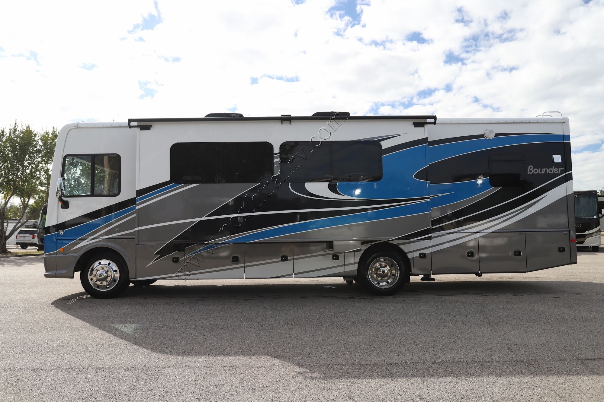 Used 2021 Fleetwood Bounder 33C Class A  For Sale