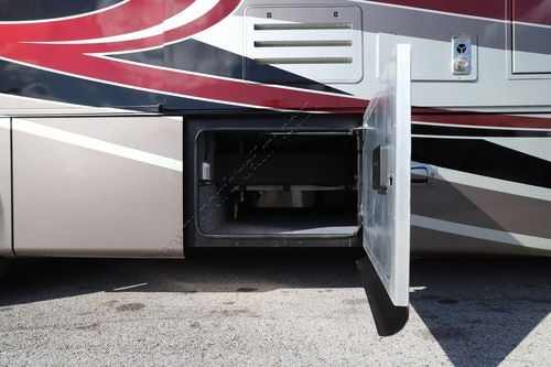 2017 Tiffin Motor Homes Breeze 32BR