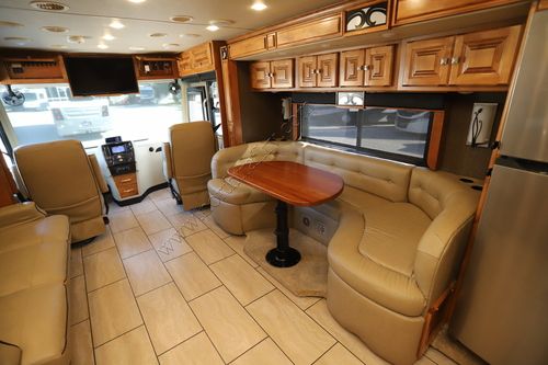 2017 Tiffin Motor Homes Breeze 32BR