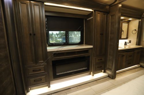 2023 Tiffin Motor Homes Allegro Bus 45OPP