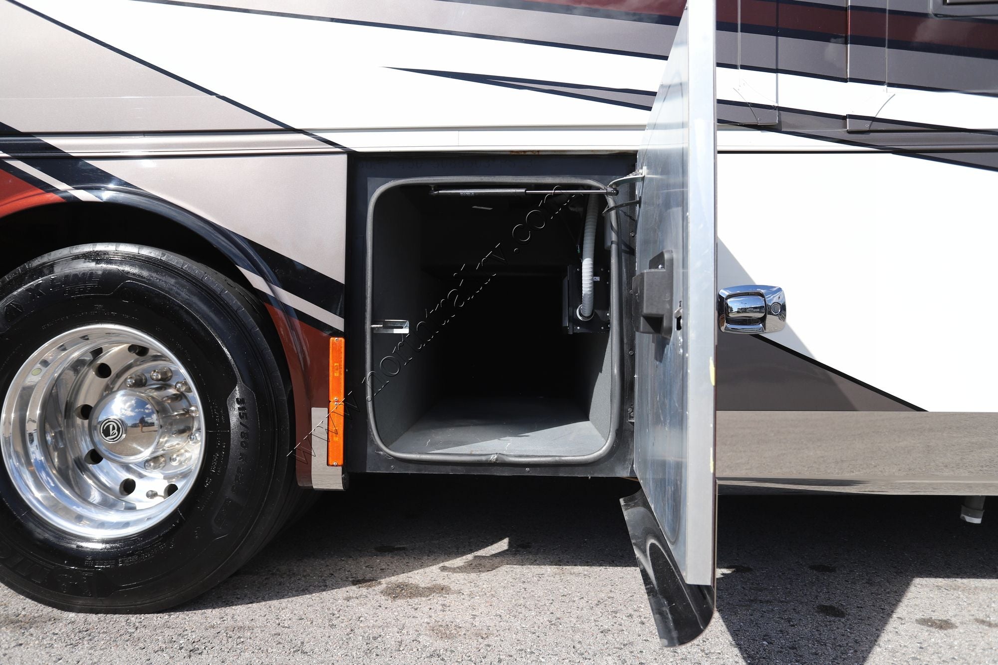 Used 2023 Tiffin Motor Homes Allegro Bus 45OPP Class A  For Sale