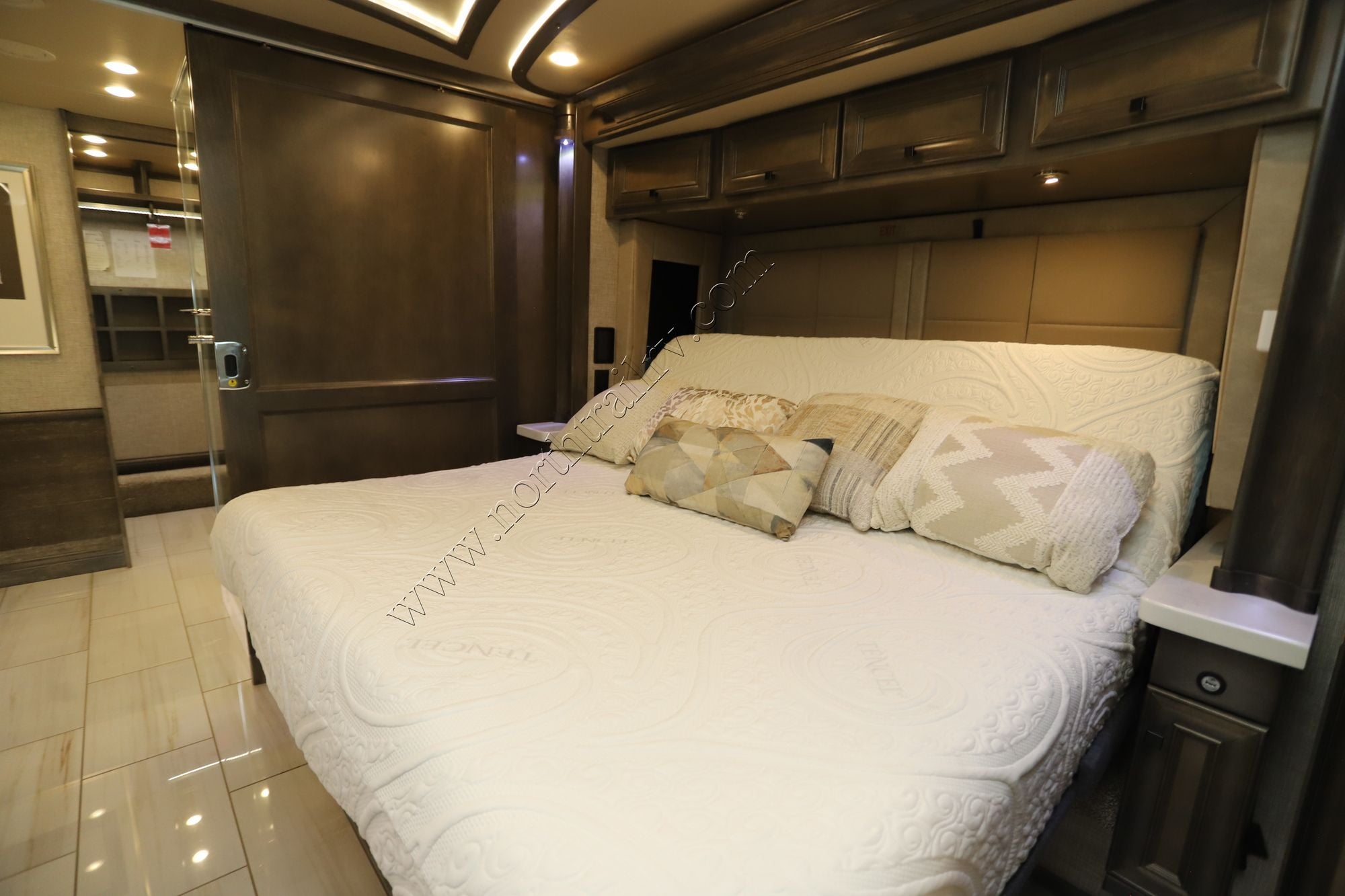 Used 2023 Tiffin Motor Homes Allegro Bus 45OPP Class A  For Sale