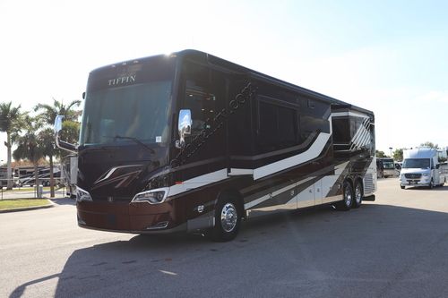 2023 Tiffin Motor Homes Allegro Bus 45OPP