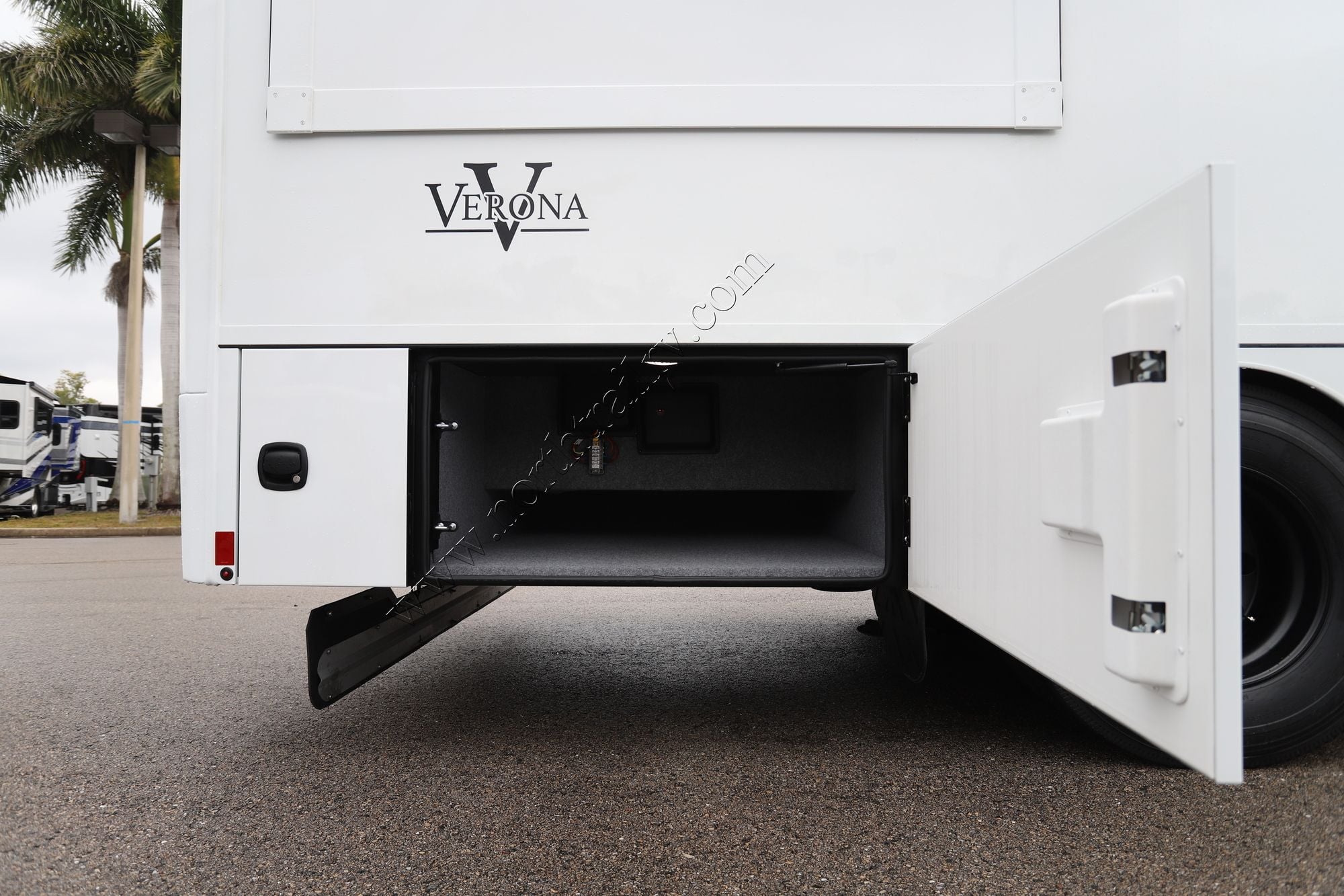 New 2026 Renegade Rv Verona 36VSB Super C  For Sale