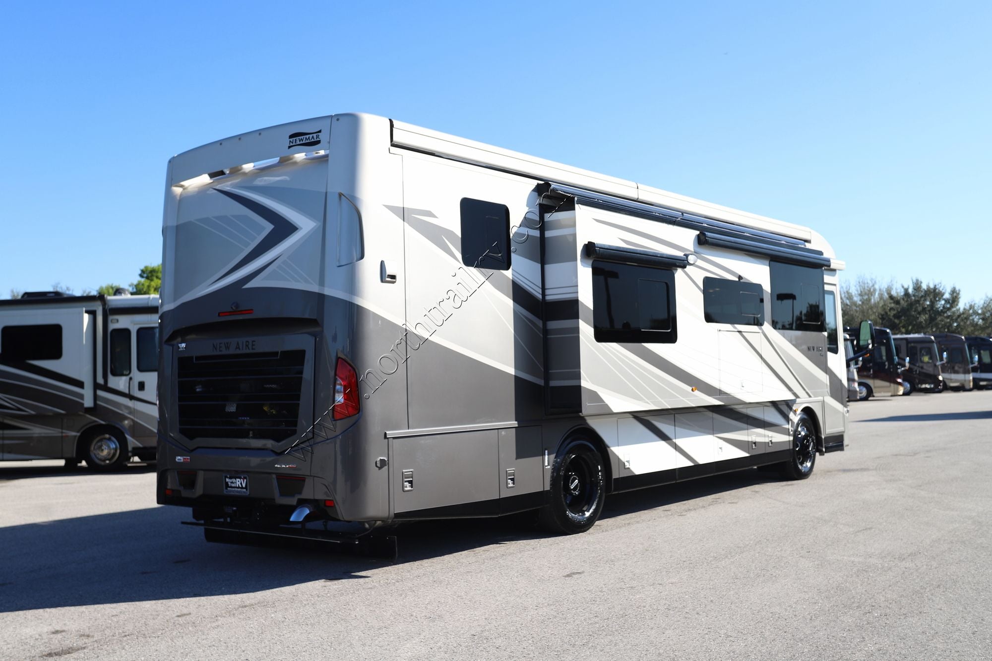 New 2026 Newmar New Aire 3547 Class A  For Sale