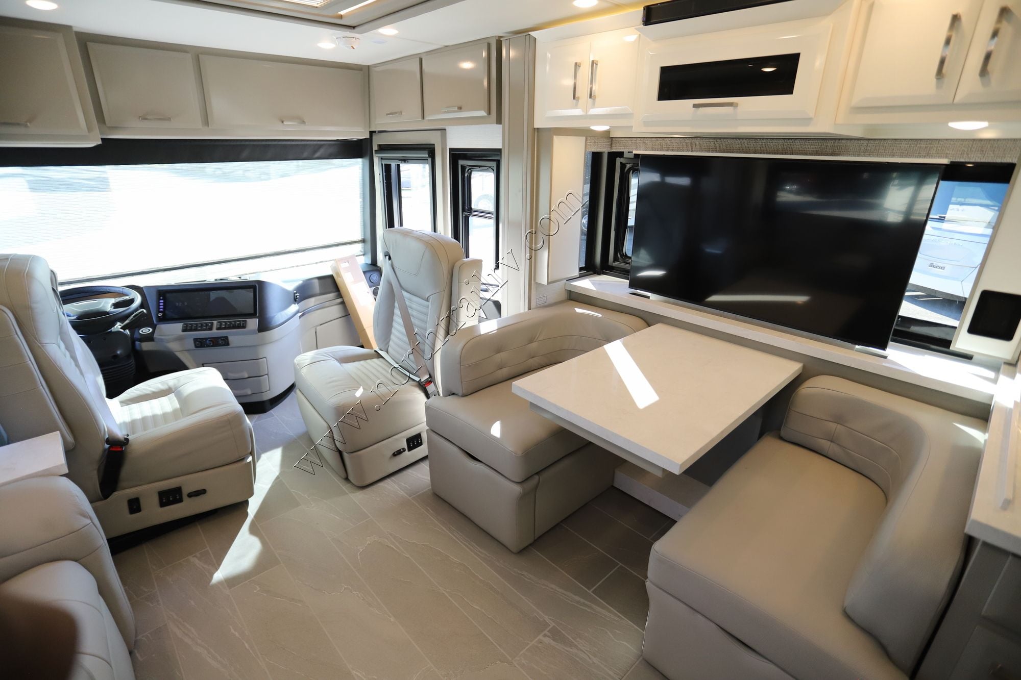 New 2026 Newmar New Aire 3547 Class A  For Sale