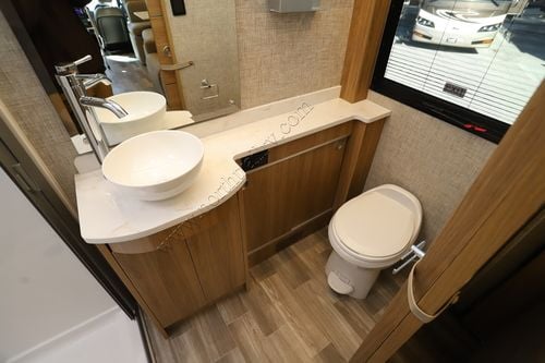 2026 Tiffin Motor Homes Wayfarer 25RW