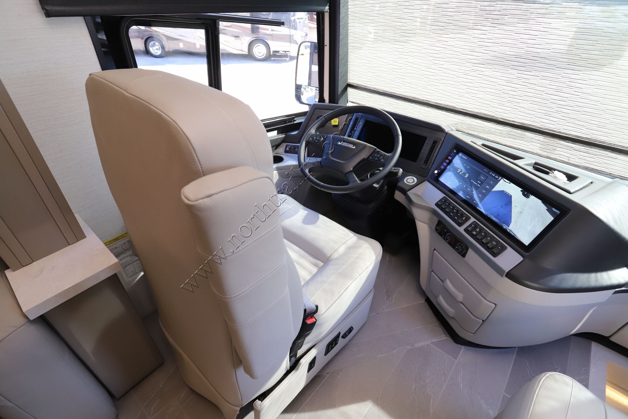 New 2026 Newmar New Aire 3547 Class A  For Sale