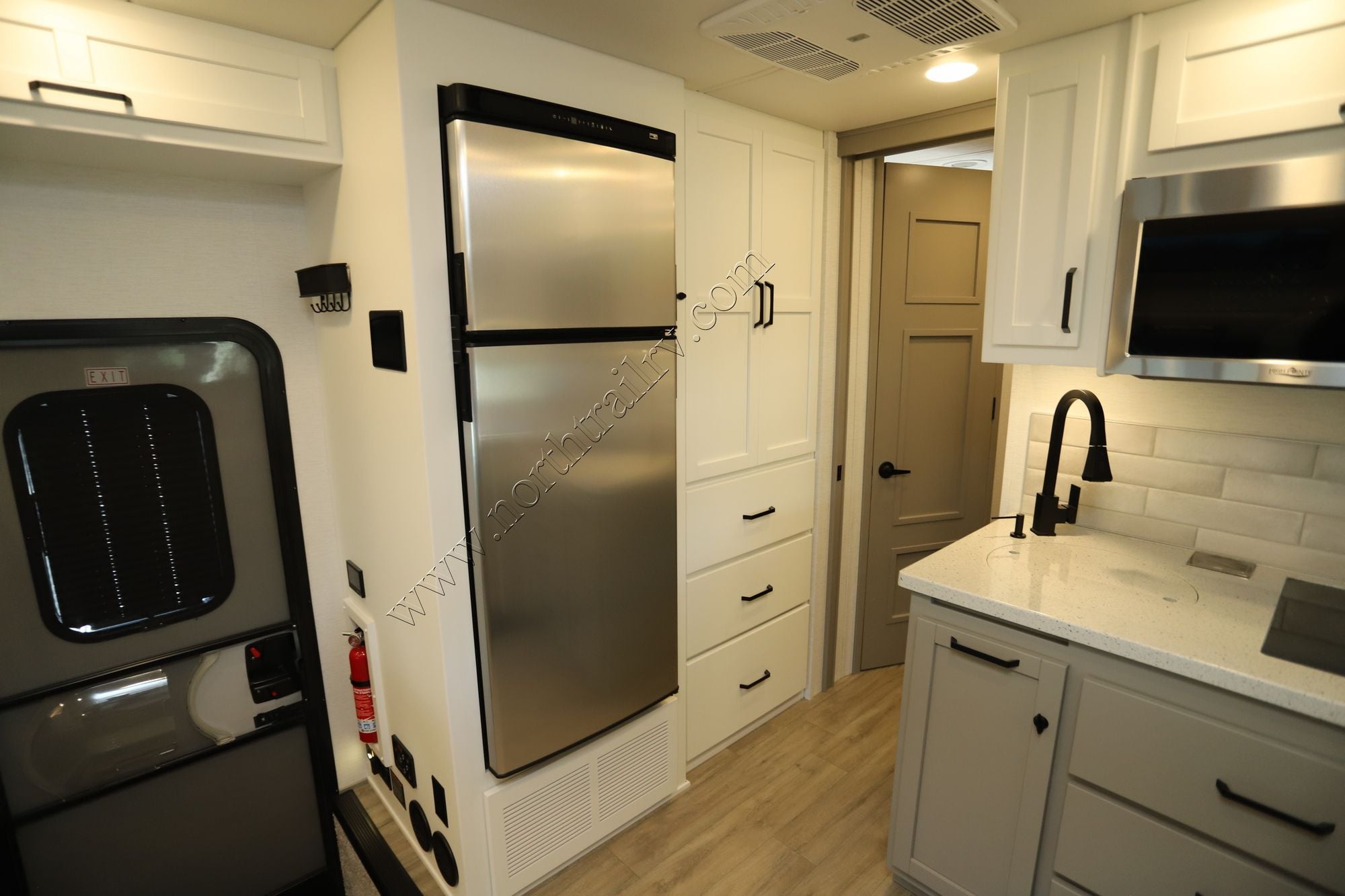 Used 2025 Renegade Rv Veracruz 32VDS Super C  For Sale