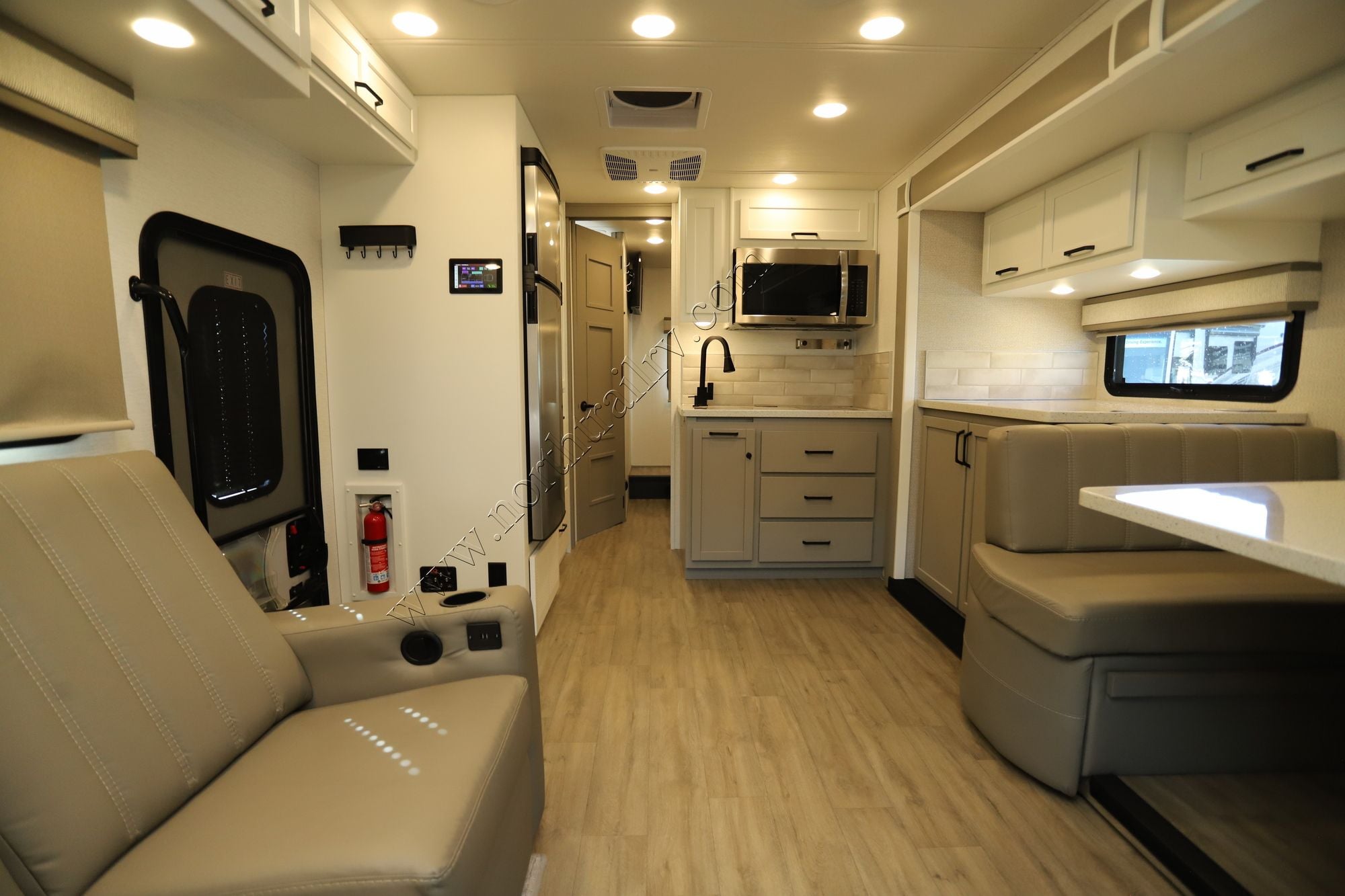 Used 2025 Renegade Rv Veracruz 32VDS Super C  For Sale