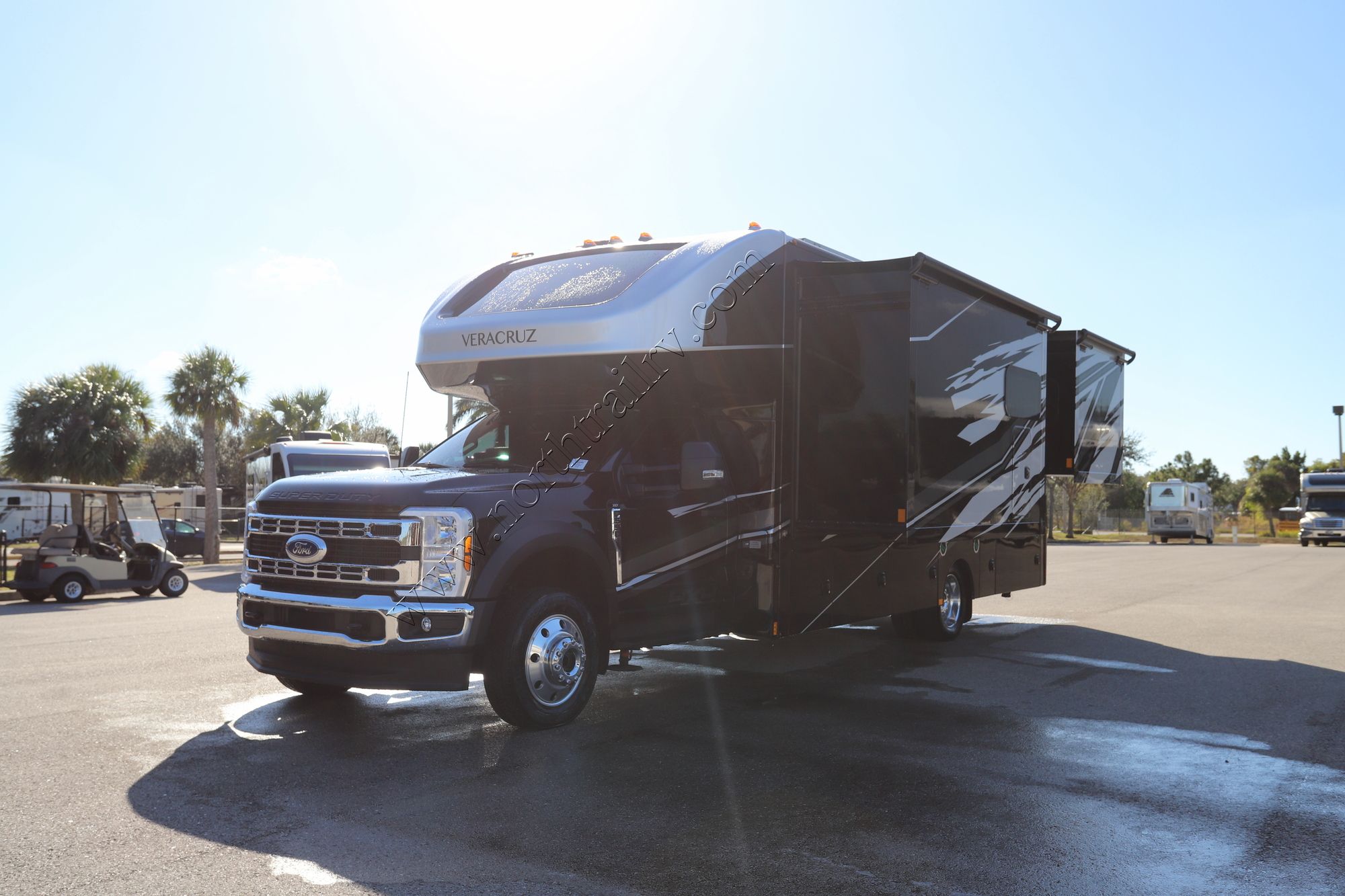 Used 2025 Renegade Rv Veracruz 32VDS Super C  For Sale