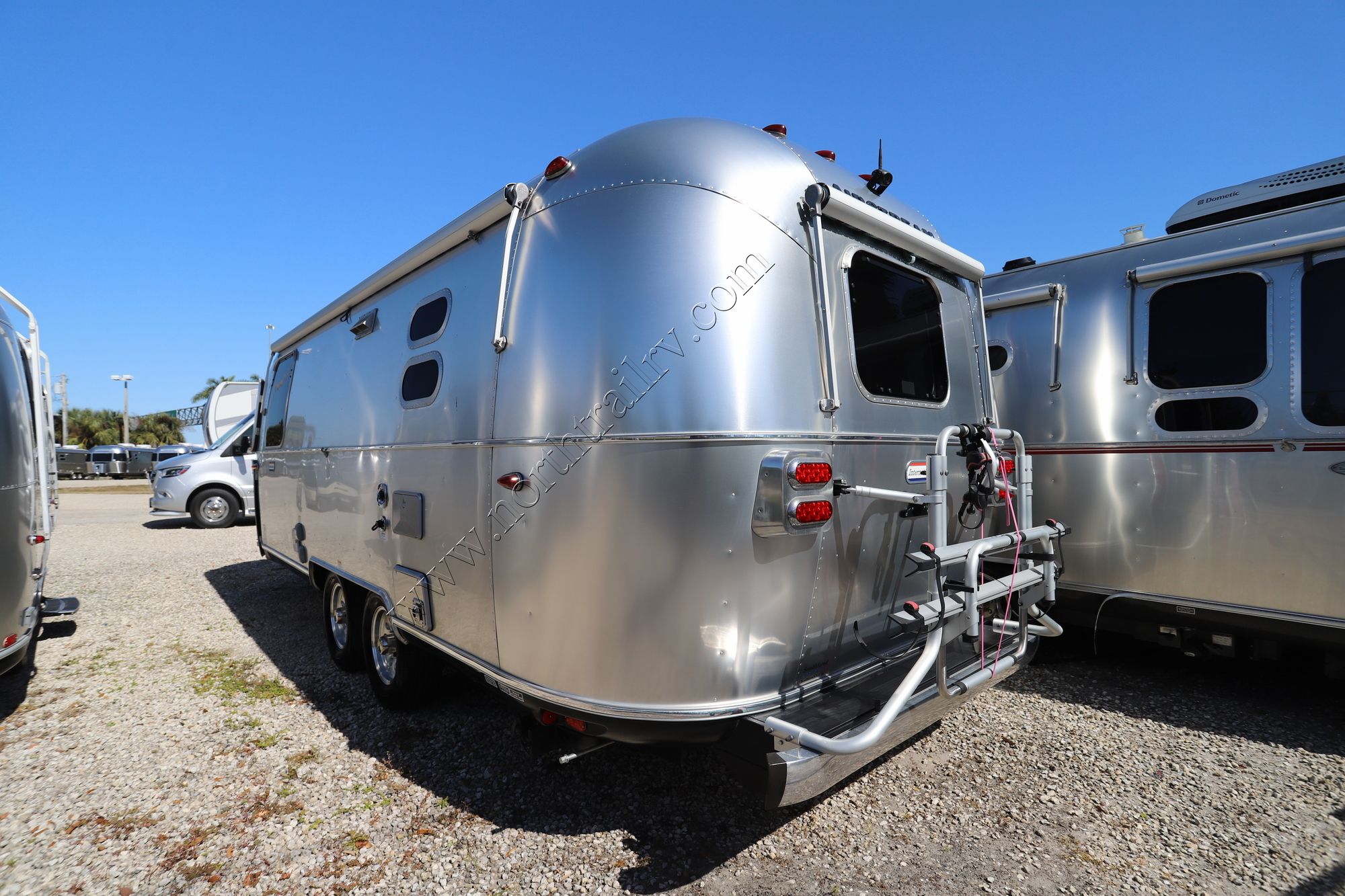 Used 2024 Airstream International 23FB Travel Trailer  For Sale