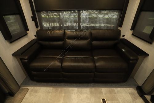 2021 Keystone Montana 3781RL