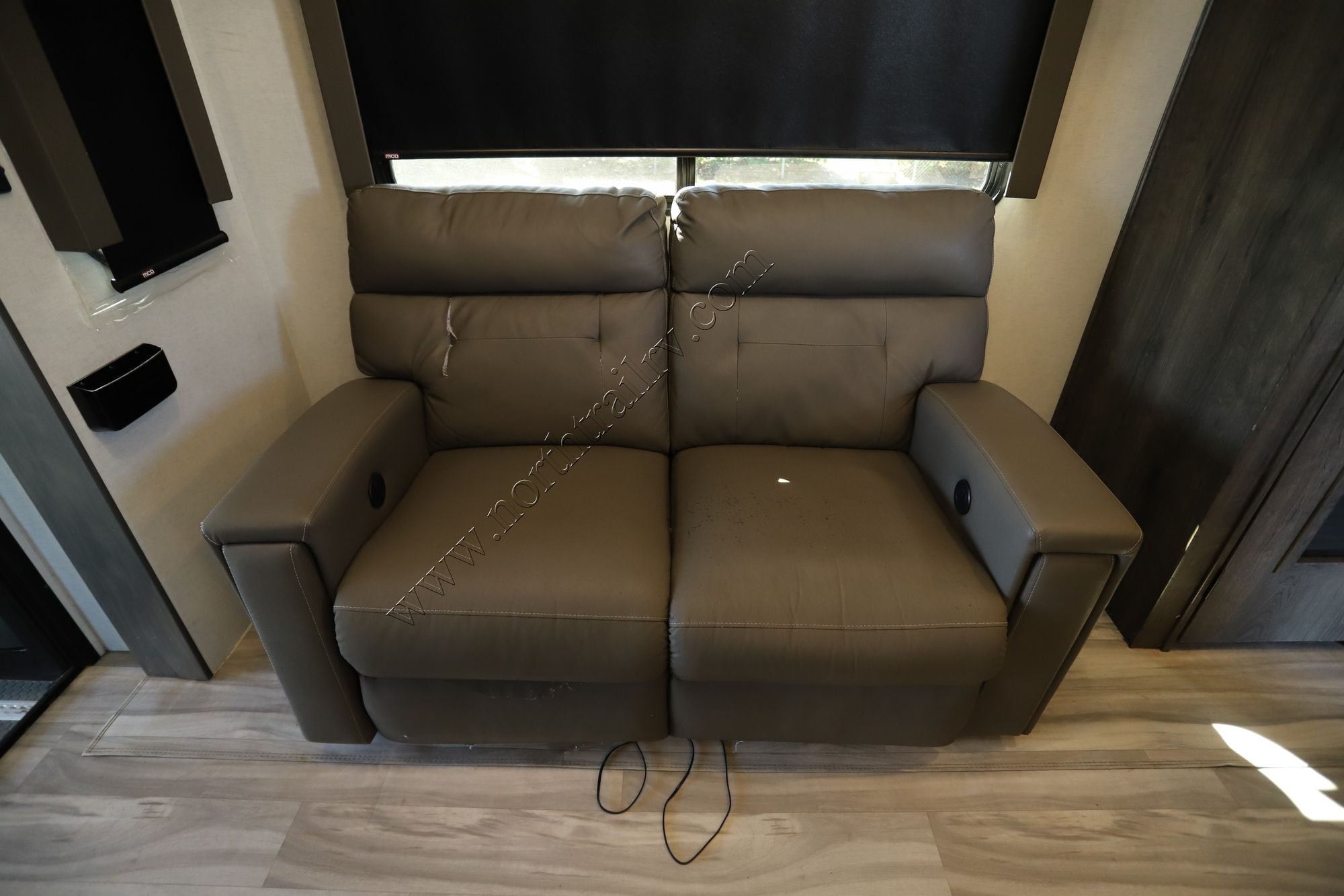 Used 2022 Alliance Valor 42V13 Fifth Wheel  For Sale