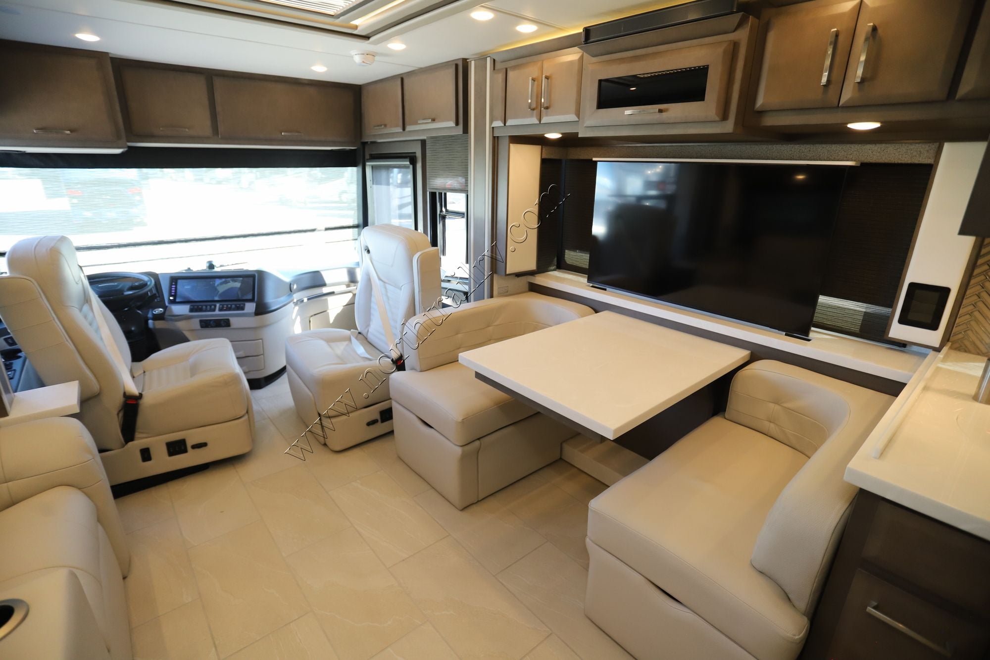 New 2026 Newmar New Aire 3543 Class A  For Sale