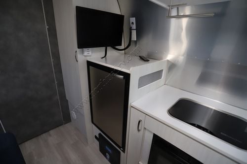 2024 Airstream Bambi 22FB Travel Trailer