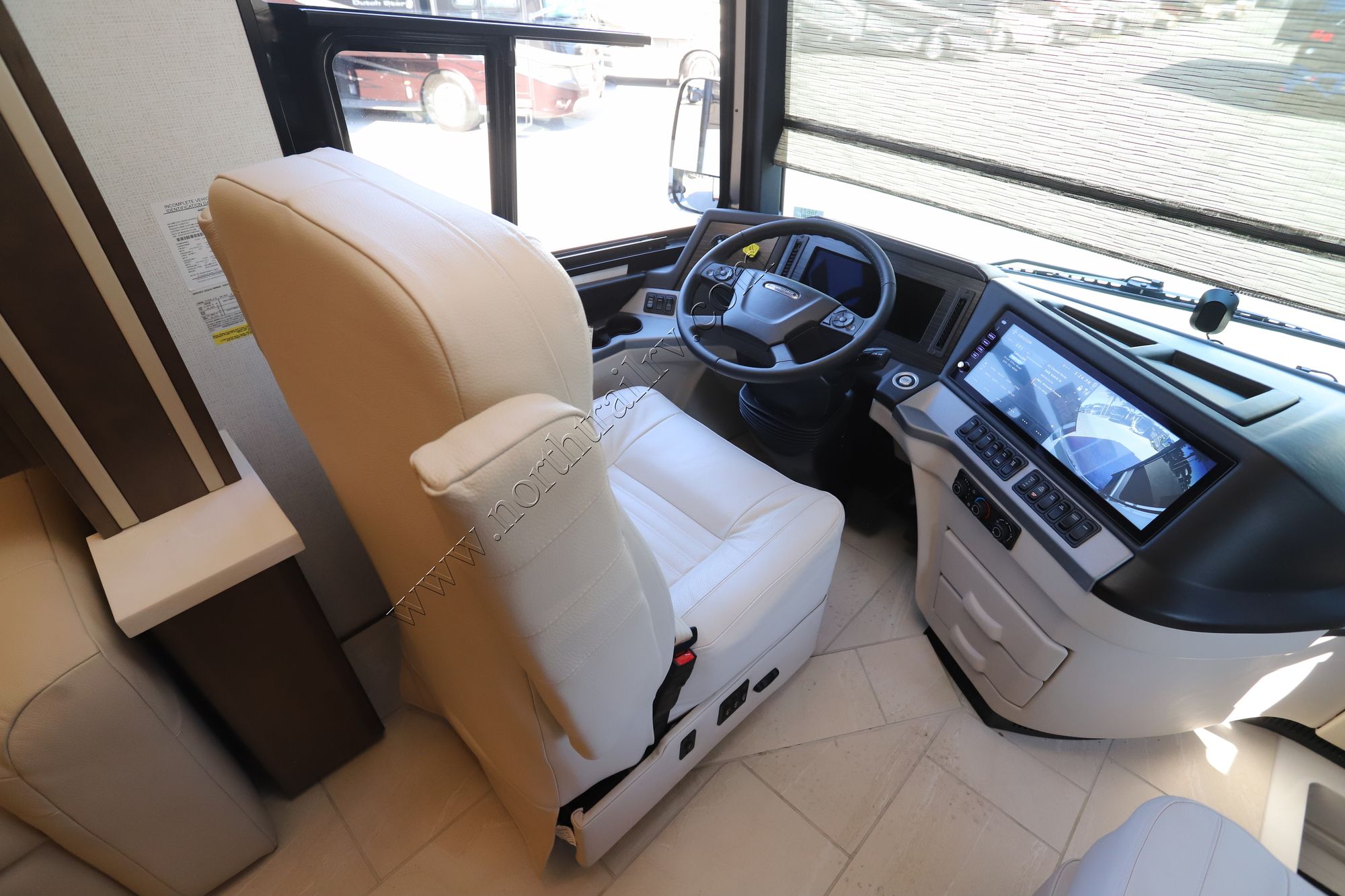 New 2026 Newmar New Aire 3543 Class A  For Sale