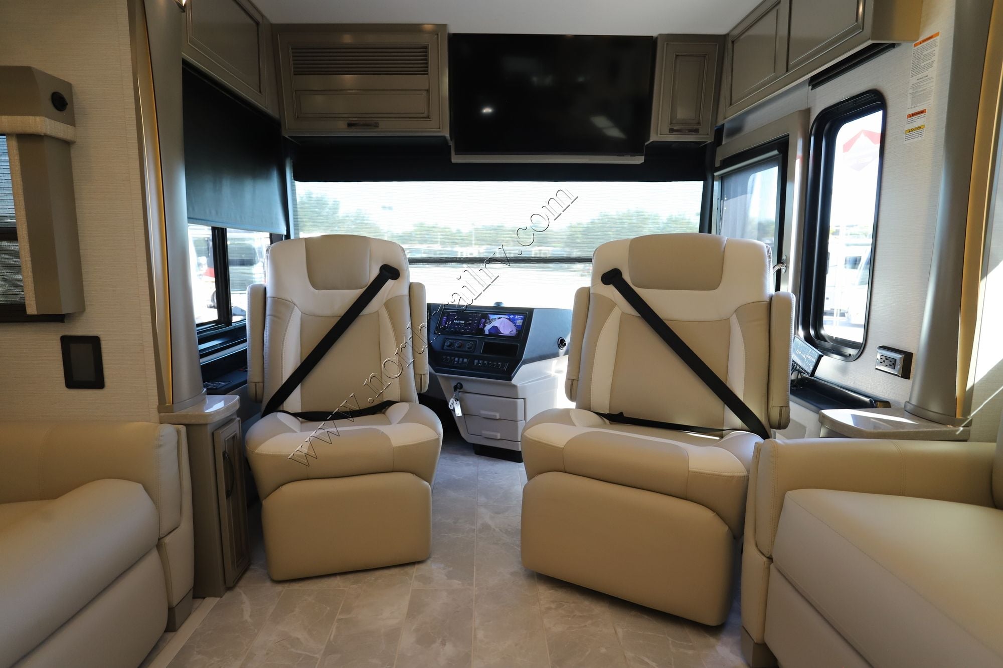 New 2026 Newmar Dutch Star 4369 Class A  For Sale